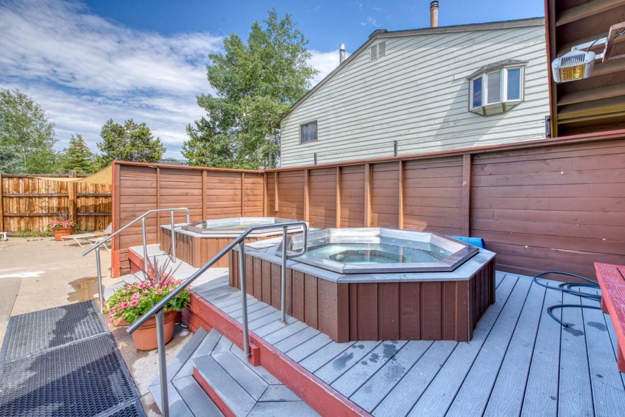 Between The Pines Steamboat Springs Exterior photo